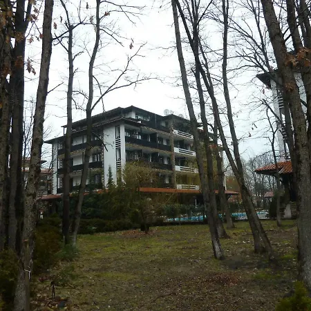 Apartahotel Парадайс Грийн Голямо Студио